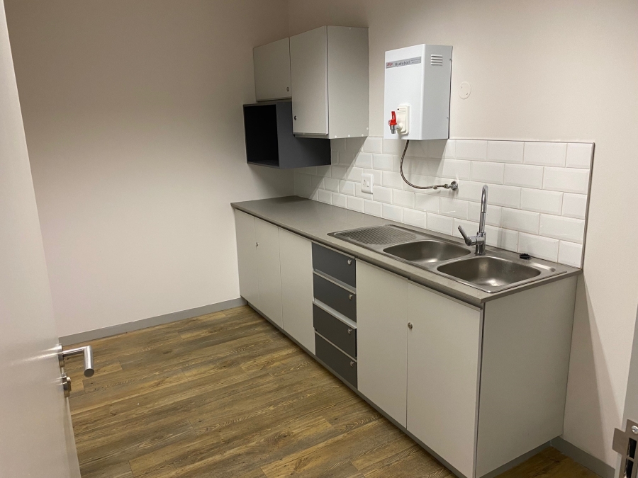 To Let Commercial Property for Rent in Foreshore Western Cape